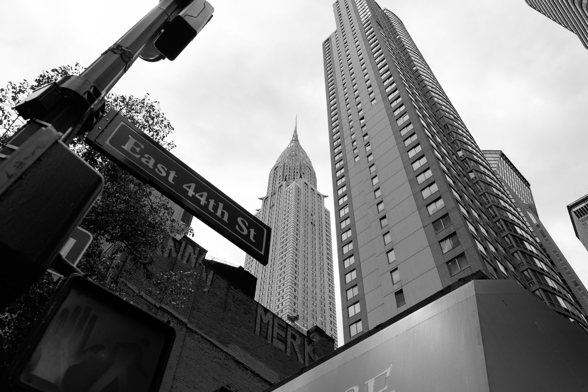 Fuji X-E2 sample image of New York City buildings captured with Fuji XF 18-55mm f2.8-4.